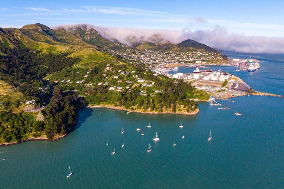 Christchurch_shutterstock_2409041267.jpg