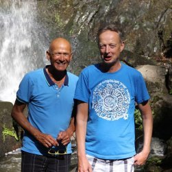 Reisleiders Egbert Boertien en Ton Rechtuijt